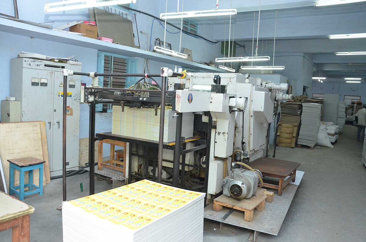 IIJIMA BFP-1000S DIE CUTTING